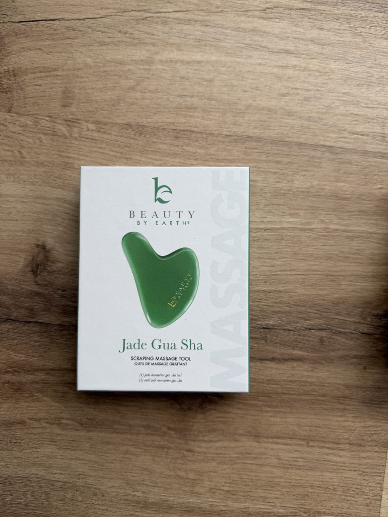 Beauty By Earth Jade Gua Sha Review — Packaging