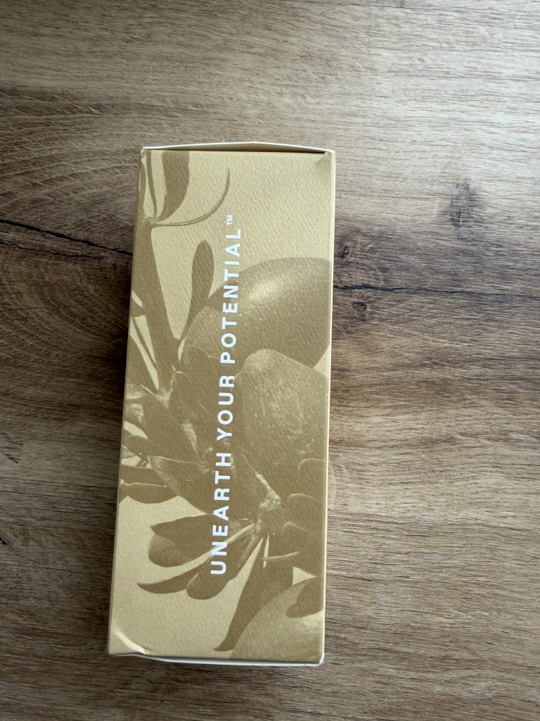 Cliganic Oraganic Area Oil Review — Unboxing