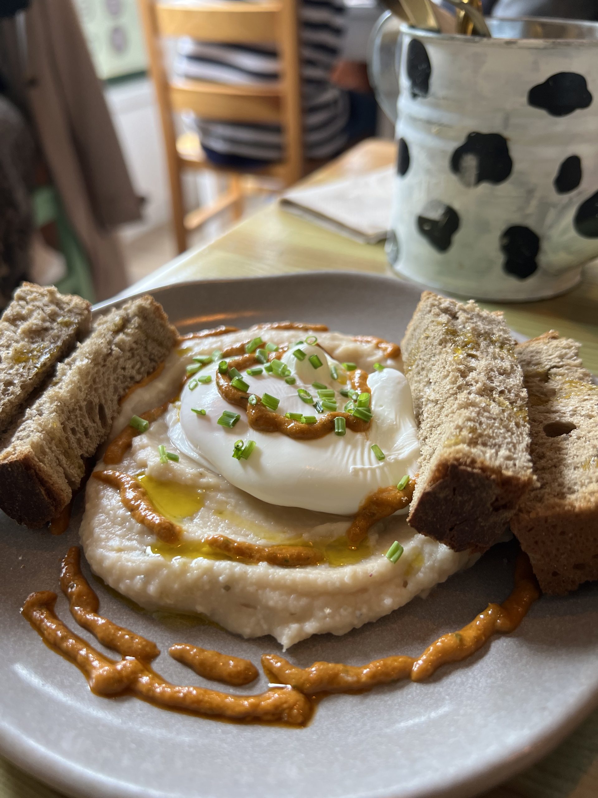 Cowie Lisbon Brunch Review — Trendy Cafe Vibes, Photos & Thoughts