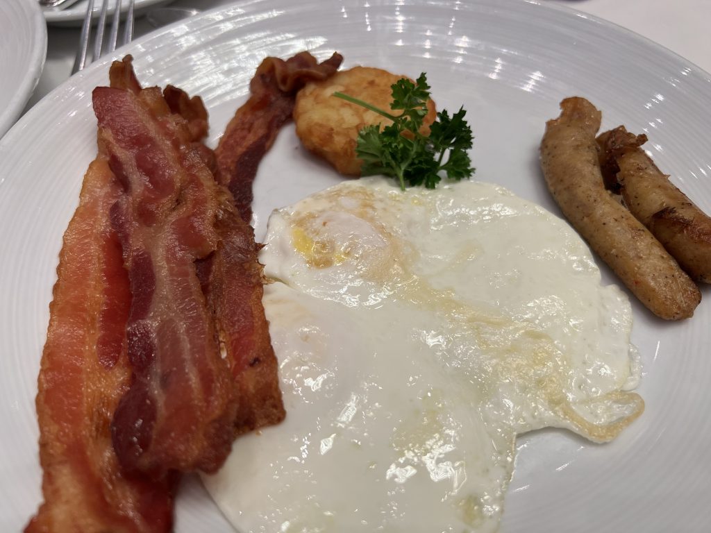 Bacon Eggs Sausage Hashbrown Breakfast — Symphony of the Seas Cruise Blog — Cruise Food Photos