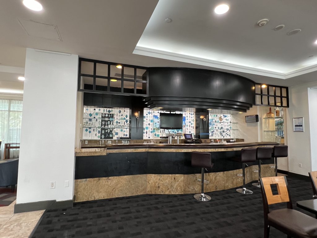 Lobby Bar at Fort Lauderdale Cruise Hotel Review — GalleryOne DoubleTree Suites by Hilton