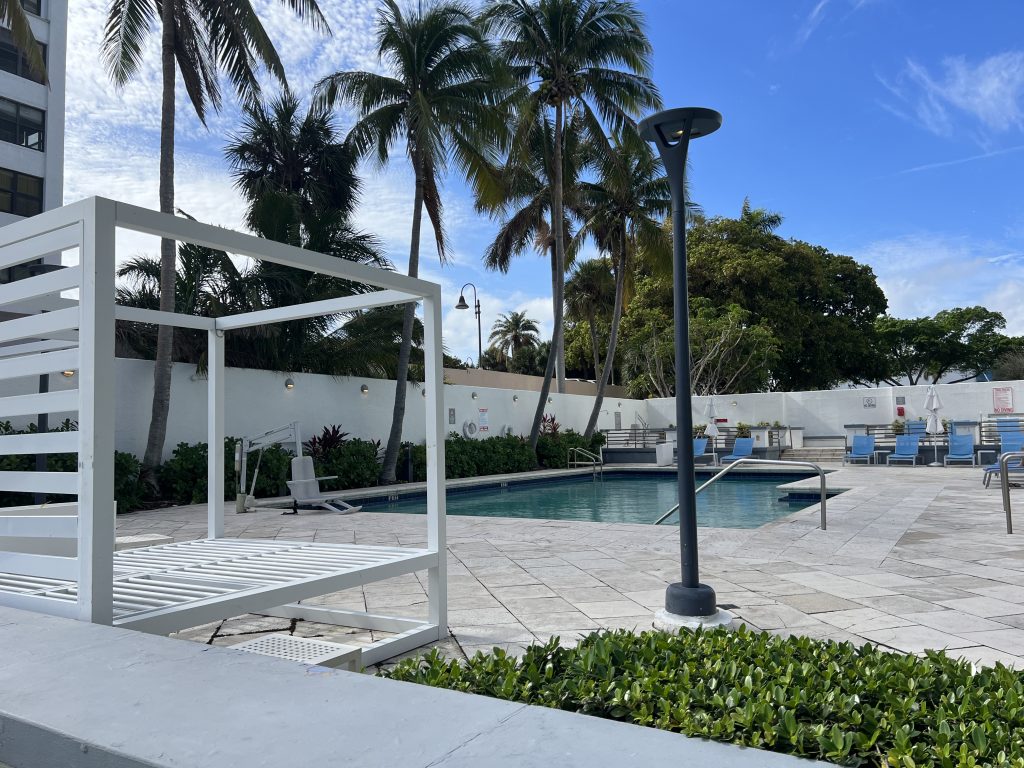 Outdoor Swimming Pool at Fort Lauderdale Cruise Hotel Review — GalleryOne DoubleTree Suites by Hilton