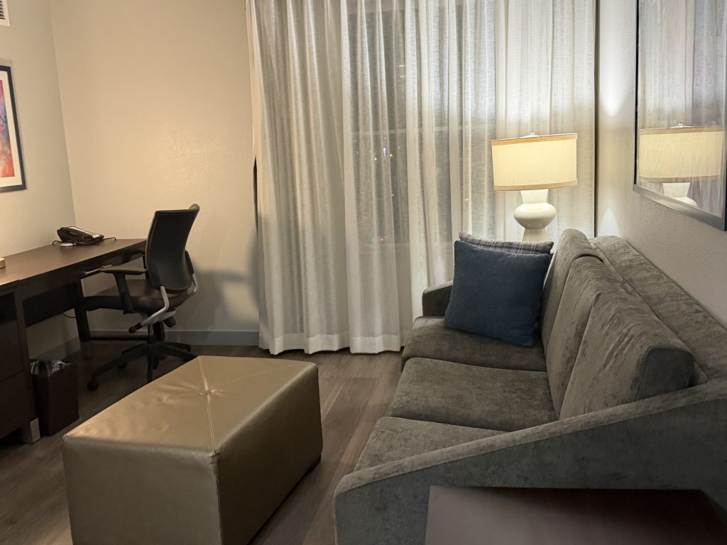 Desk and working space Homewood Suites Orlando Airport Review