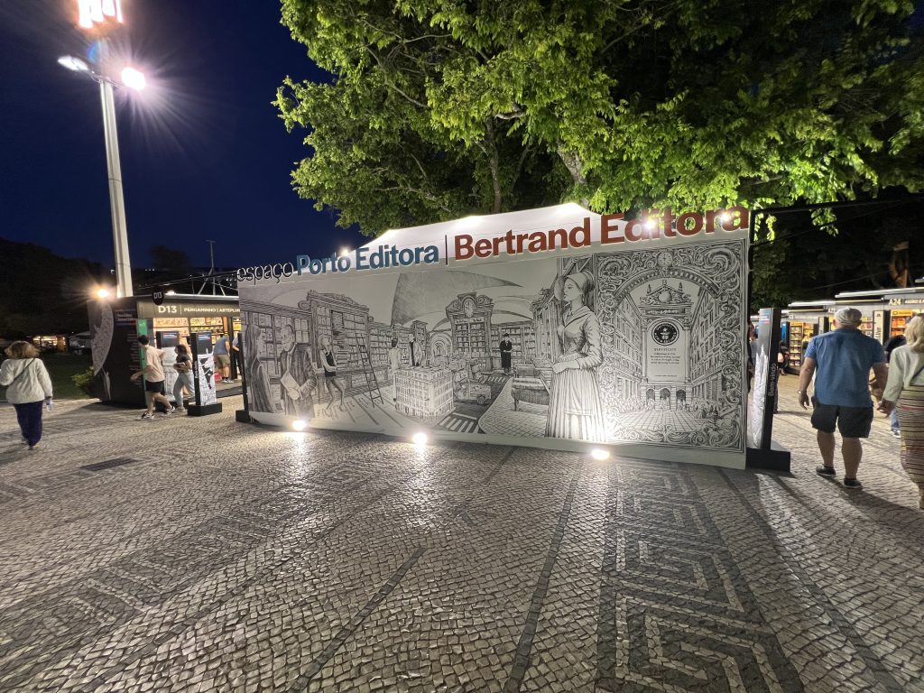 Lisbon book fair mural — a weekend in Lisbon in spring