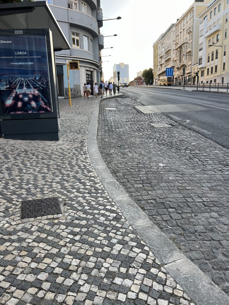 Steep Hills in Lisbon — a weekend in Lisbon in spring