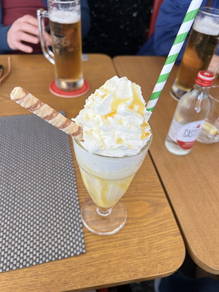 Mango Passionfruit Milk Shake — Sam's Bar & Kitchen Armação de Pêra Restaurant Review