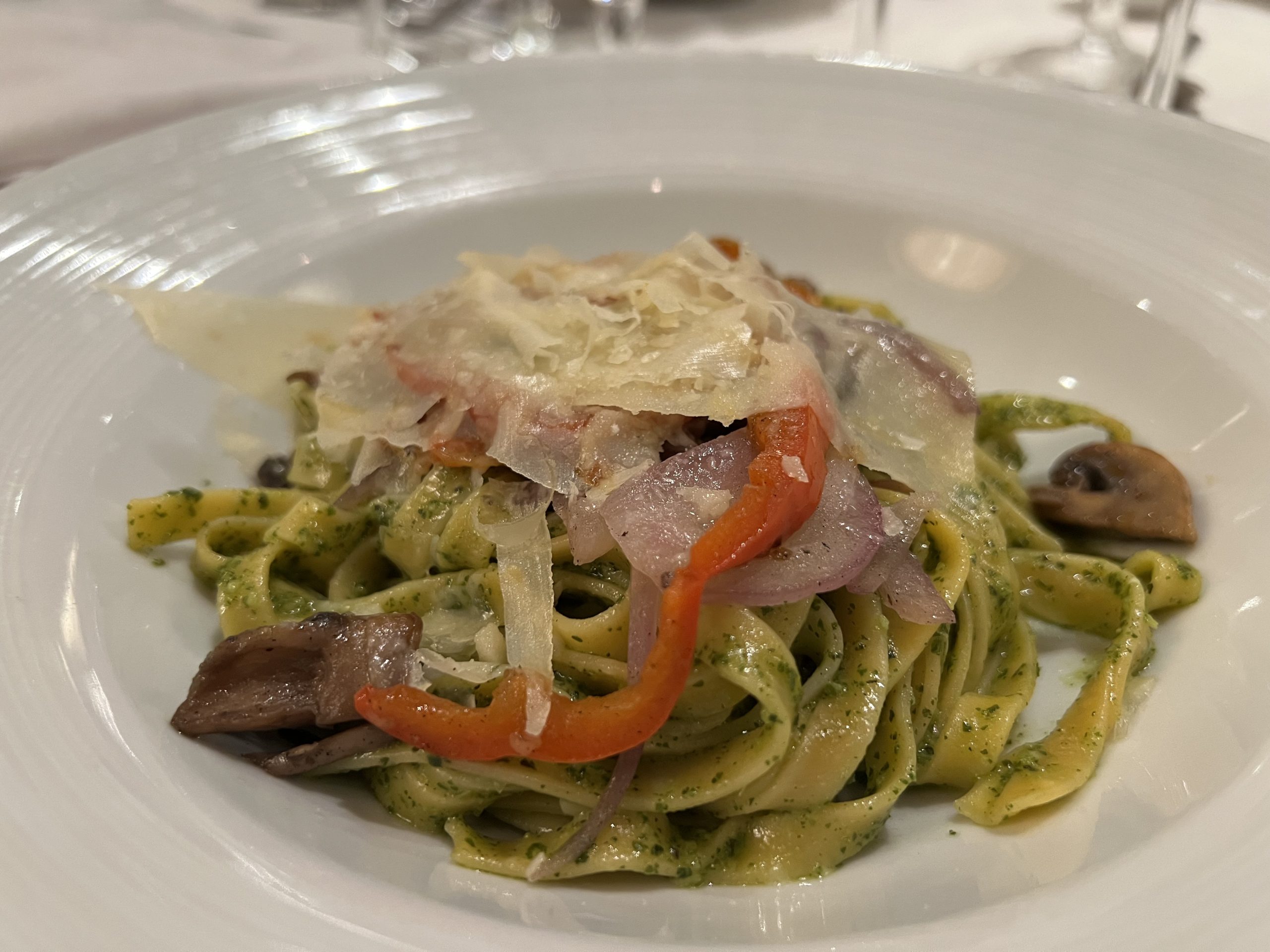20 Things I Ate on a Weekend Independence of the Seas Cruise — Royal Caribbean Food Review with Photos