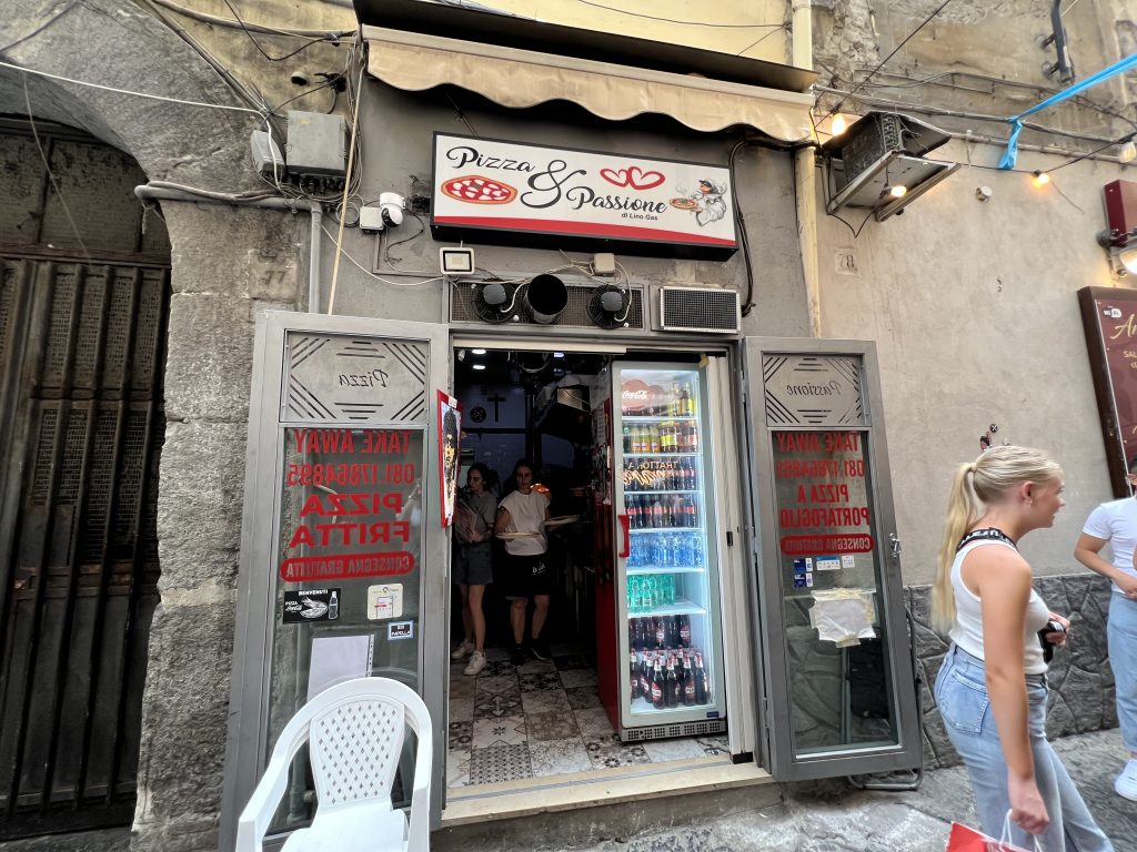 Open doors at Pizza & Passion di Lino Gas — One Day in Naples Cruise Port 