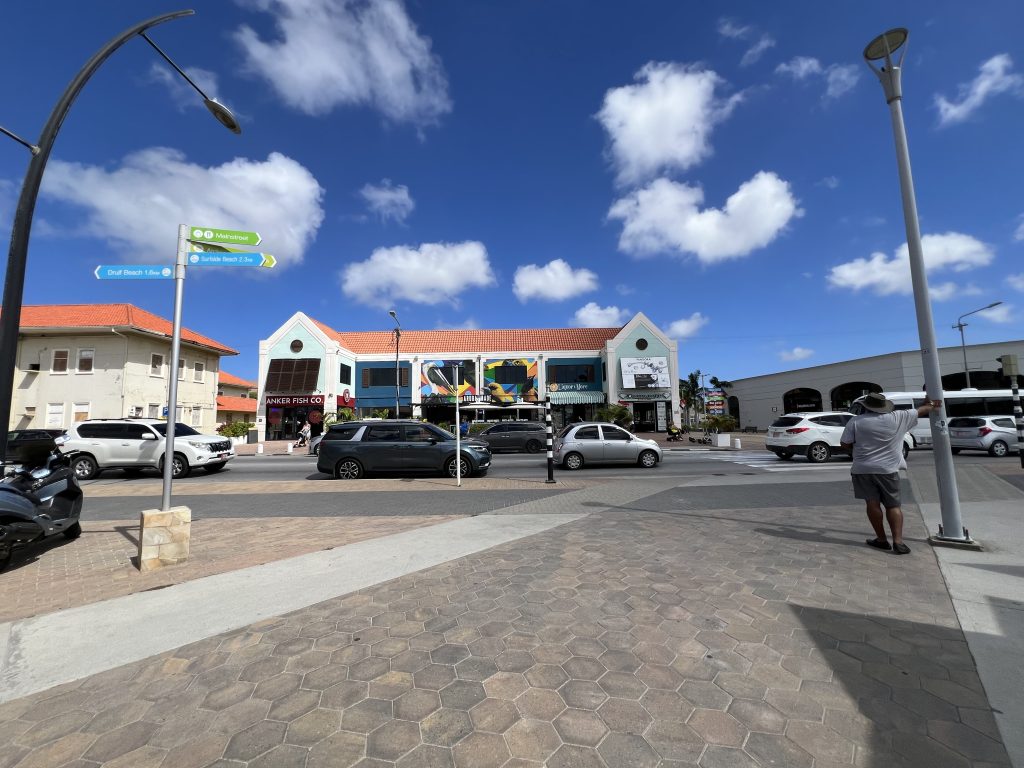 Walking near Aruba Cruise Port — One Day in Aruba Cruise Port on Symphony of the Seas