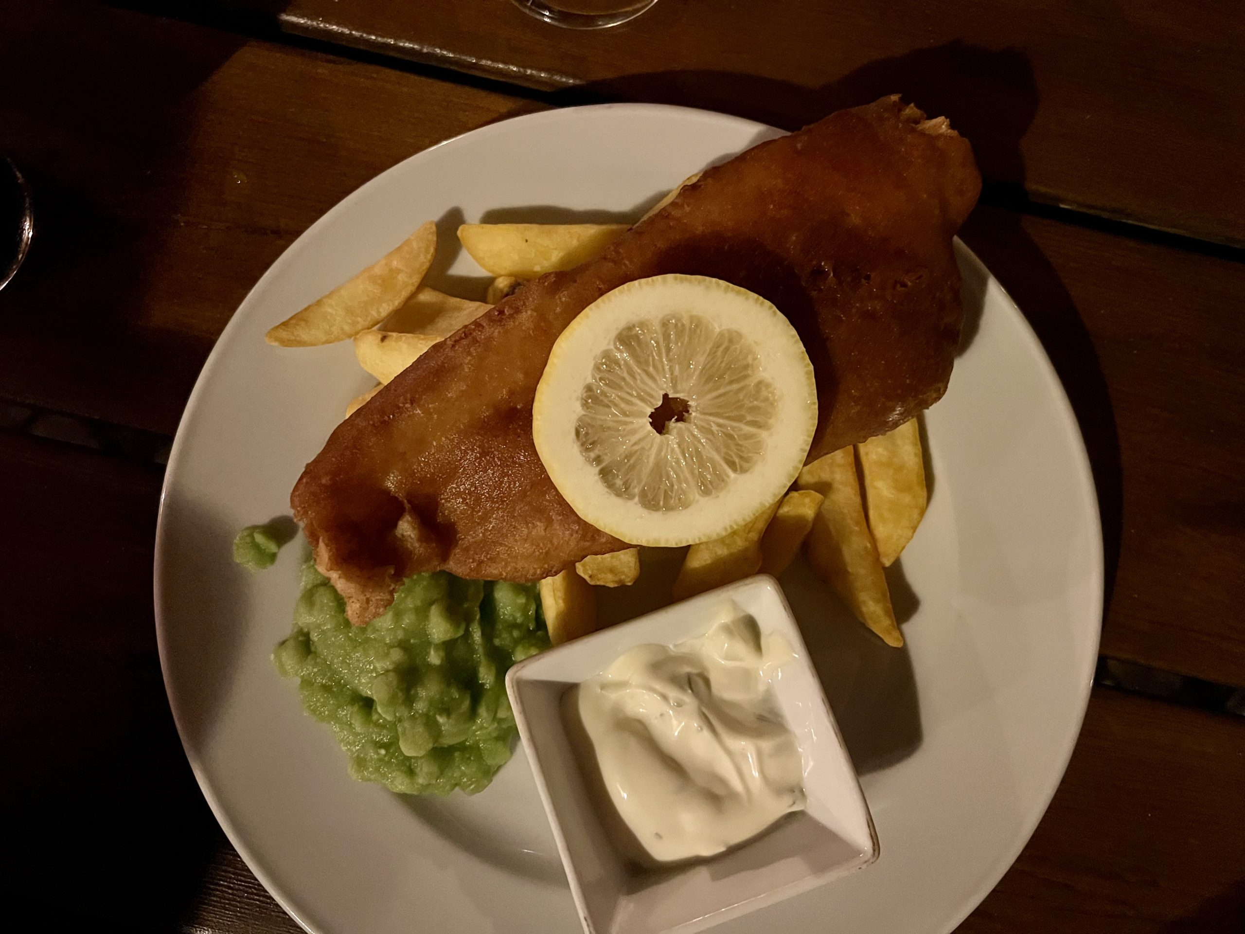 Black Anchor Tavira Review & Menu — Guinness & Pub Food on the Water