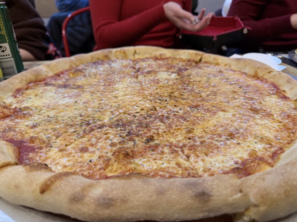 Maxi Margherita Cheese Pizza Photo at Mr Pizza Tavira
