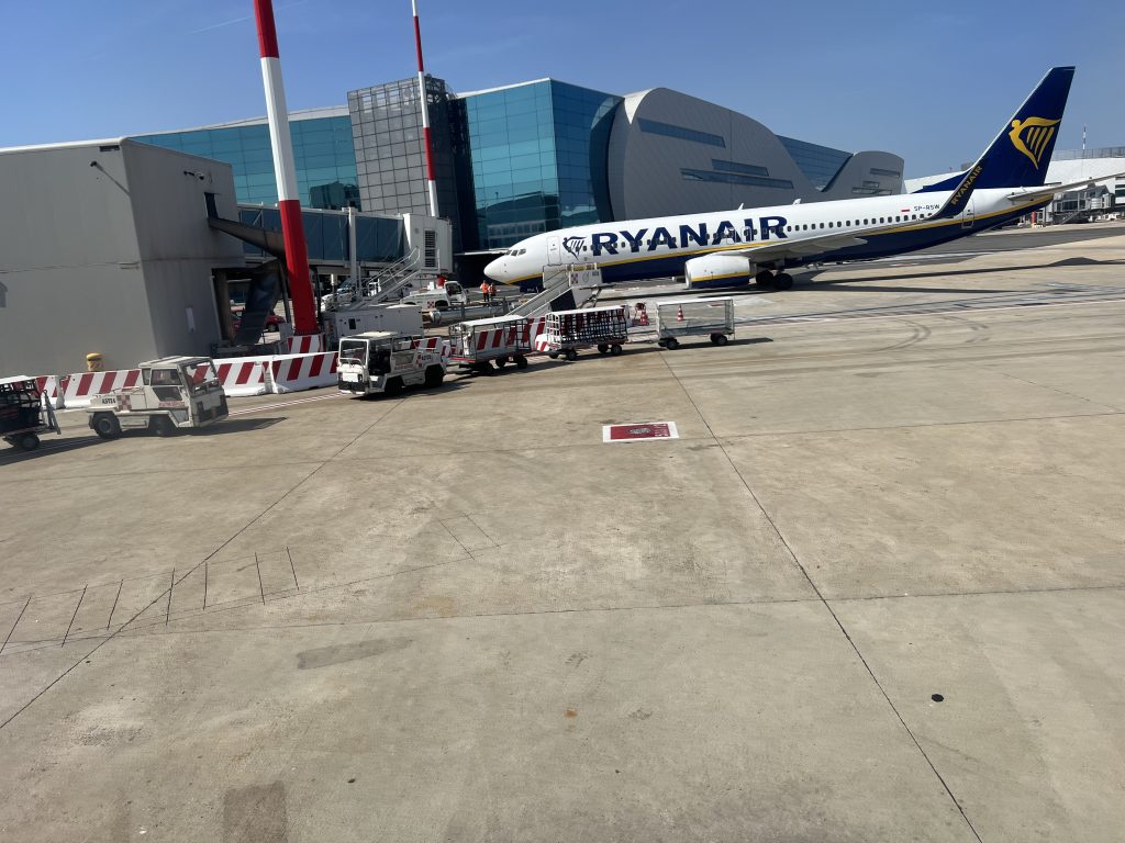 Ryanair plane at FCO airport in Rome — RyanAir Flight Review FR1726