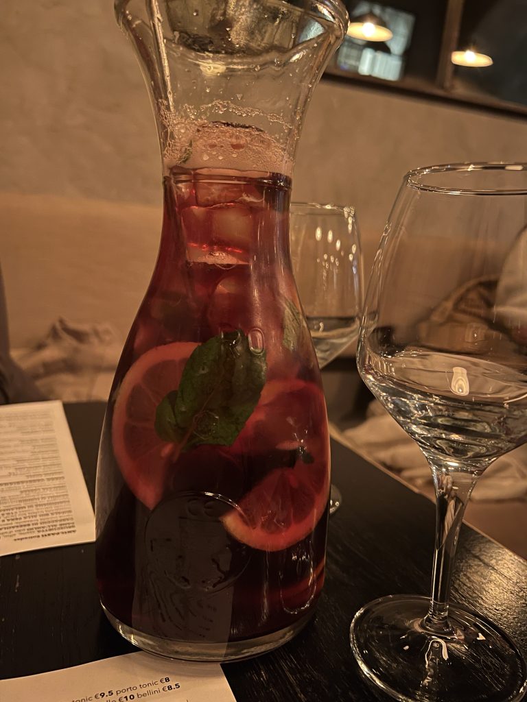 Valdo Gatti Review Best Pizza in Lisbon Barrio Alto — Esupmante Red Wine Sangria Pitcher