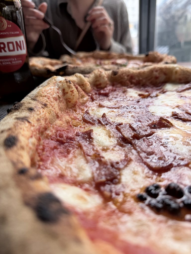 Lisbon Pizzeria Santa Chiara Photo Review β Pizza and Peroni