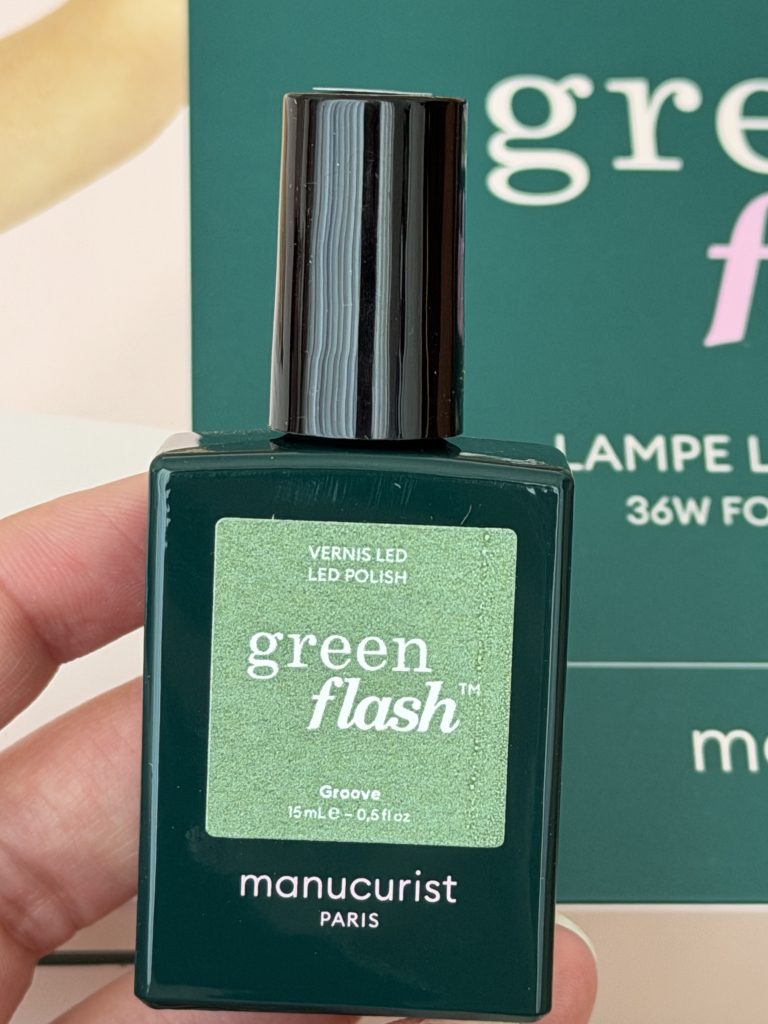 Manucurist Green Flash Starter Kit Unboxing & Review — Green Flash LED Gel Polish Bottle in Shade Groove
