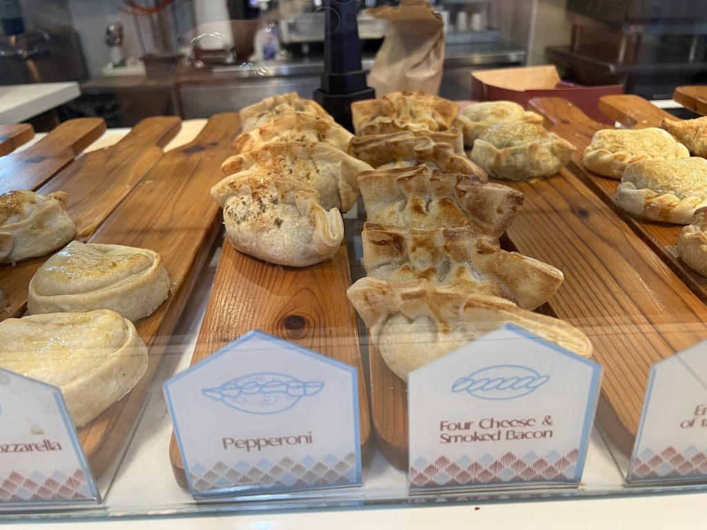 Where to Eat In Miami Before a Cruise — A Family Brickell Too Good To Go Miami