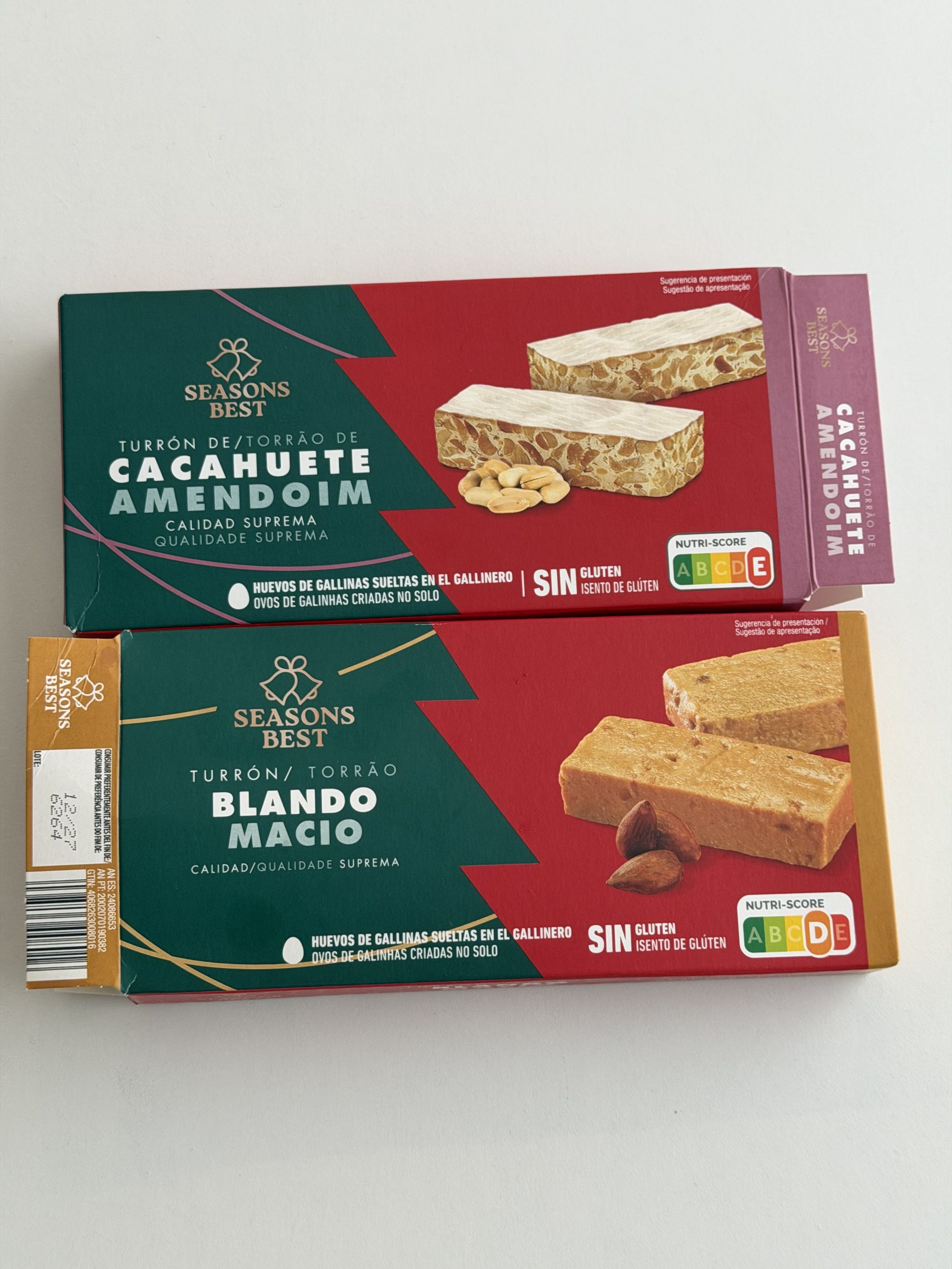Aldi Seasons Best Turrón Review & Taste Test — Crunchy Peanut & Smooth Almond