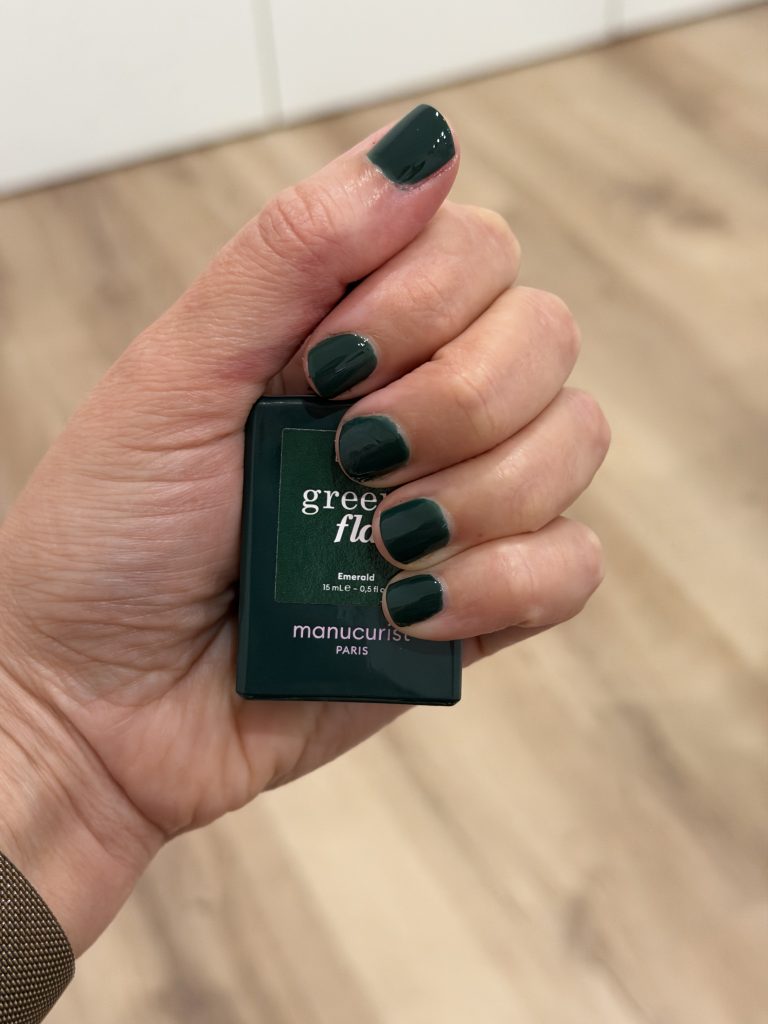 Manucurist Emerald Review | A World of Wonders Winter 2026 & 2027 Nail Polish Colleciton