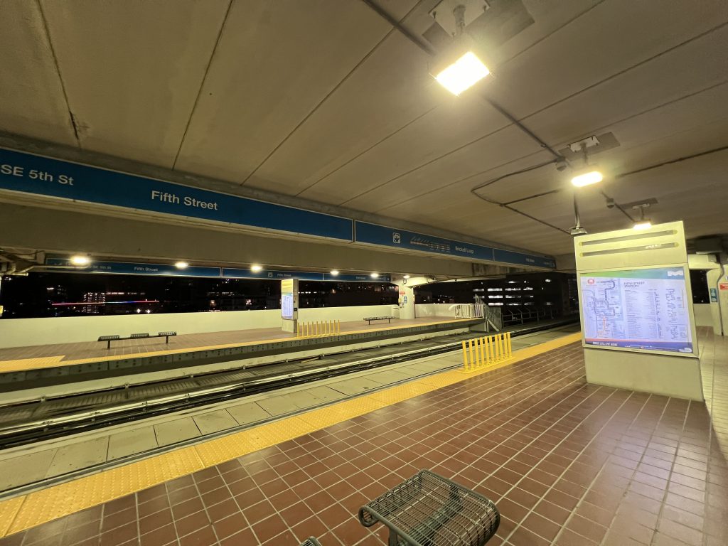 Miami Metromover Fifth Street Station Platform