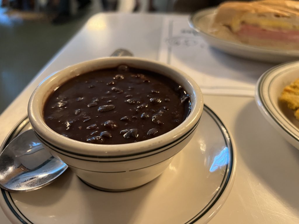 Versailles Cuban Restaurant Review — Cuban Black Beans Frijoles Negros  | Little Havana,  Miami Restaurant Reviews